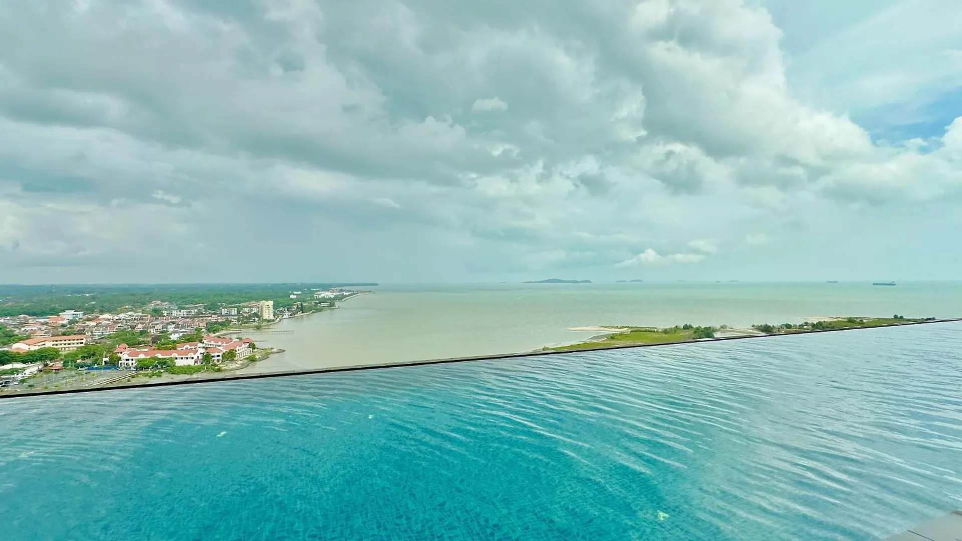 Silverscape Residence Sea View Melaka By Stayrene Apartment